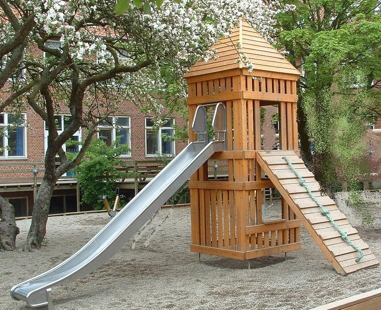 5000020 4 tårn med rutchebane