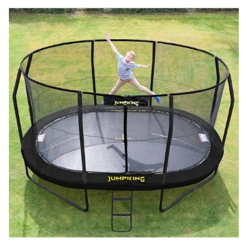 Trampolin i god kvalitet til udeleg.