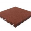 7950560 B Gummiflise på 50x50x4,5 centimeter. skridsikker. vejr og vindbestandig. rød. 6 kg. fald på 1,85 meter.