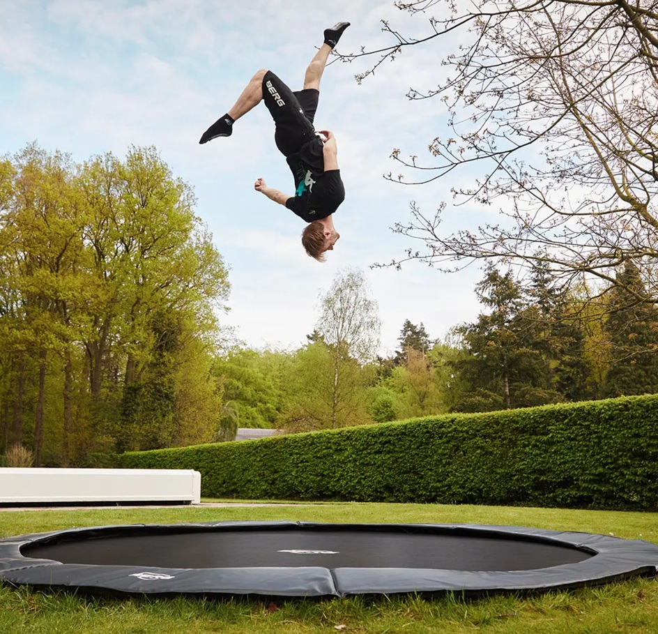Flatgroud trampolin